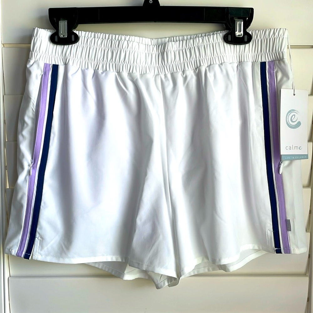 Calme by Johnny Was Womens white hike shorts NWT